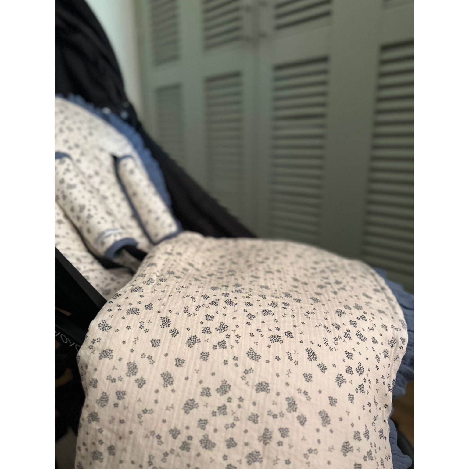 Manta Arrullo Polar Salvia