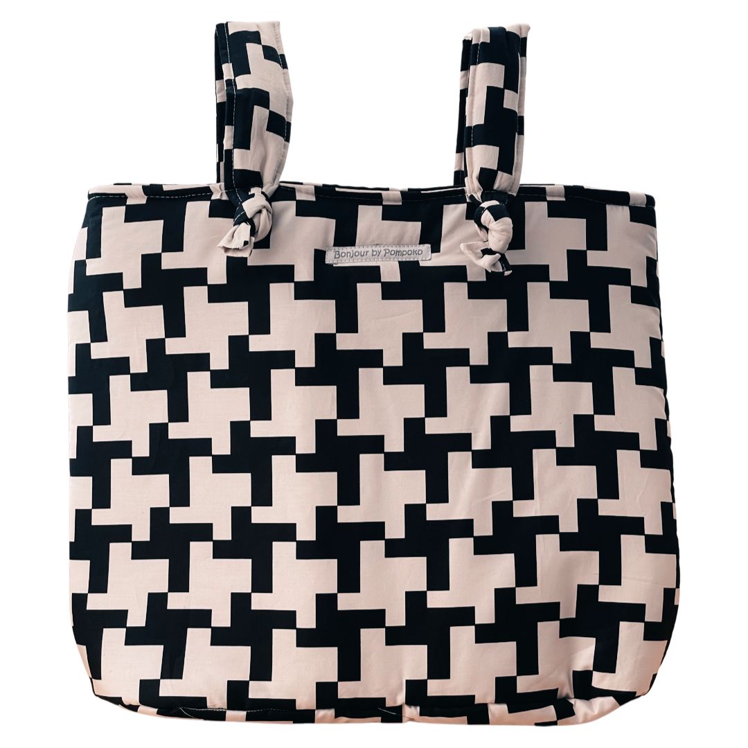 Black Maxi Pata de Gallo